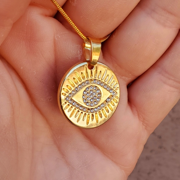 New Rhinestone Evil Eye Protection Gold Necklace. - Picture 8 of 16